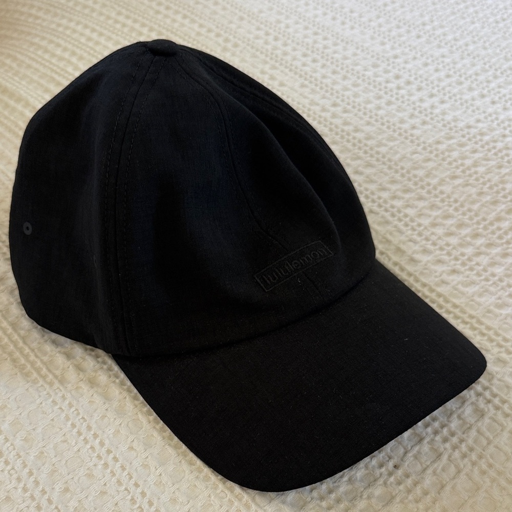 Black lululemon active  Cap